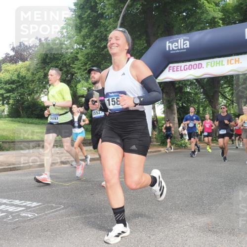 29.06.2025 - hella hamburg halbmarathon KatJ http://msf.ph/oto/8433342 29.06.2025 10:43:44 Zwischen KM18-KM19 1583, 4167, 6272, 6399, 7659, 7716, 8652, 8669 meine-sportfotos.de