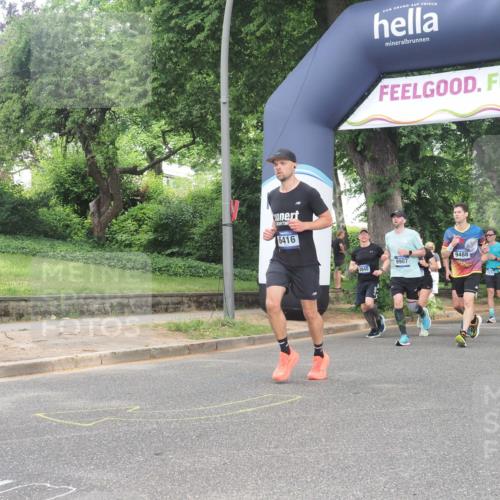 29.06.2025 - hella hamburg halbmarathon KatJ http://msf.ph/oto/8433421 29.06.2025 10:43:50 Zwischen KM18-KM19 1563, 2417, 3836, 4167, 5033, 6416, 7716, 8542, 8652 meine-sportfotos.de