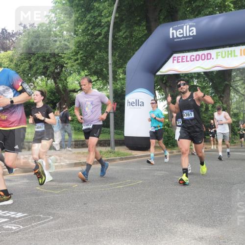 29.06.2025 - hella hamburg halbmarathon KatJ http://msf.ph/oto/8433489 29.06.2025 10:43:53 Zwischen KM18-KM19 1563, 2417, 2676, 3836, 4940, 5033, 6416, 8542 meine-sportfotos.de