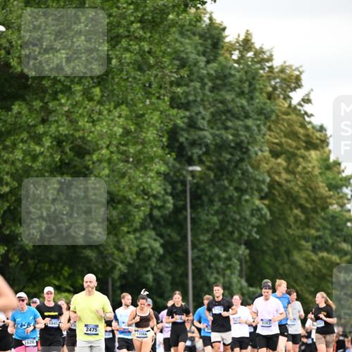 29.06.2025 - hella hamburg halbmarathon Dr. Thomas Lammeyer http://msf.ph/oto/8433508 29.06.2025 10:53:13 Kennedybrücke 1142, 1157, 1174, 1175, 1392, 1626, 1701, 2067, 2475, 3383, 3486, 4327, 5010, 5551, 7394, 7532, 8719, 9341, 9552, 9691, 10204, 10794, 11000 meine-sportfotos.de