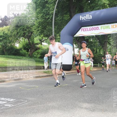 29.06.2025 - hella hamburg halbmarathon KatJ http://msf.ph/oto/8433539 29.06.2025 10:43:55 Zwischen KM18-KM19 1563, 2417, 2676, 3836, 4940, 5570, 6416, 8542 meine-sportfotos.de