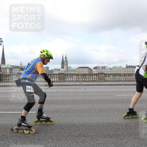29.06.2025 - hella hamburg halbmarathon Lena Gebhardt http://msf.ph/oto/8433673 29.06.2025 09:01:07 Lombardsbrücke 447, 343 meine-sportfotos.de