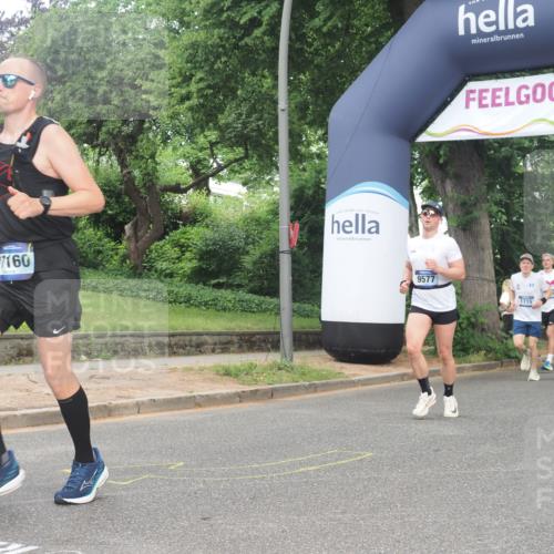 29.06.2025 - hella hamburg halbmarathon KatJ http://msf.ph/oto/8433723 29.06.2025 10:44:04 Zwischen KM18-KM19 1719, 2883, 4833, 4951, 6835 meine-sportfotos.de