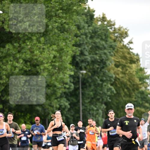 29.06.2025 - hella hamburg halbmarathon Dr. Thomas Lammeyer http://msf.ph/oto/8433768 29.06.2025 10:53:32 Kennedybrücke 1142, 1167, 1584, 1626, 2475, 2527, 2668, 3086, 3232, 3383, 3661, 4403, 4769, 5118, 5551, 5781, 6191, 6497, 7203, 7650, 7931, 7936, 7947, 7948, 8065, 8549, 8759, 8760, 9245, 9341, 10130, 10204, 10333, 10479, 11192 meine-sportfotos.de