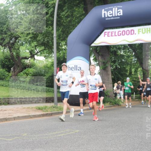29.06.2025 - hella hamburg halbmarathon KatJ http://msf.ph/oto/8433792 29.06.2025 10:44:06 Zwischen KM18-KM19 1715, 1719, 2883, 4467 meine-sportfotos.de