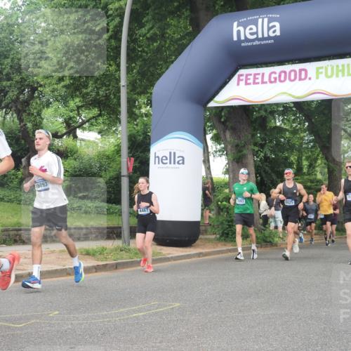 29.06.2025 - hella hamburg halbmarathon KatJ http://msf.ph/oto/8433820 29.06.2025 10:44:08 Zwischen KM18-KM19 1715, 1719, 2025, 2883, 3093, 4467 meine-sportfotos.de