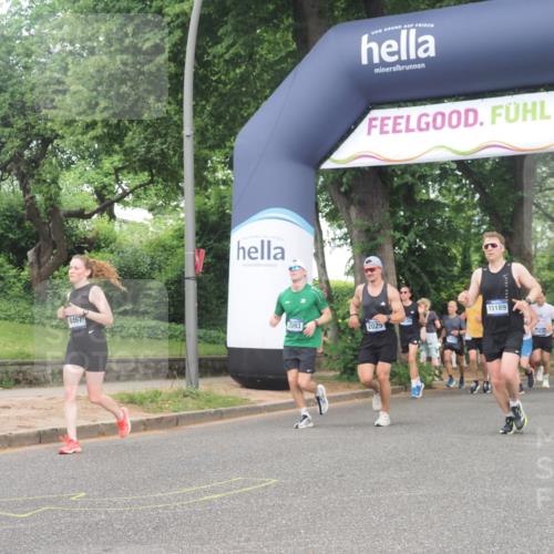 29.06.2025 - hella hamburg halbmarathon KatJ http://msf.ph/oto/8433853 29.06.2025 10:44:09 Zwischen KM18-KM19 1715, 1719, 1833, 2025, 3093, 4467 meine-sportfotos.de