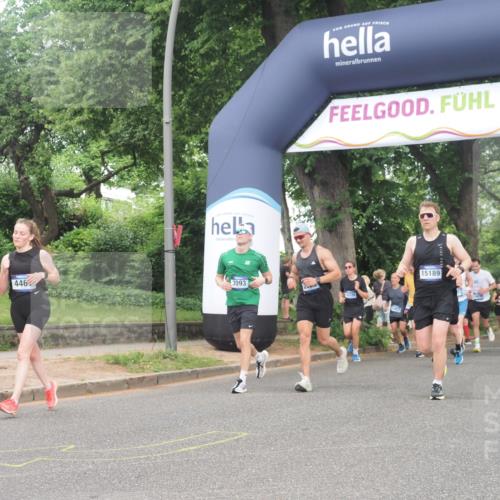 29.06.2025 - hella hamburg halbmarathon KatJ http://msf.ph/oto/8433868 29.06.2025 10:44:09 Zwischen KM18-KM19 1715, 1719, 1833, 2025, 3093, 4467 meine-sportfotos.de