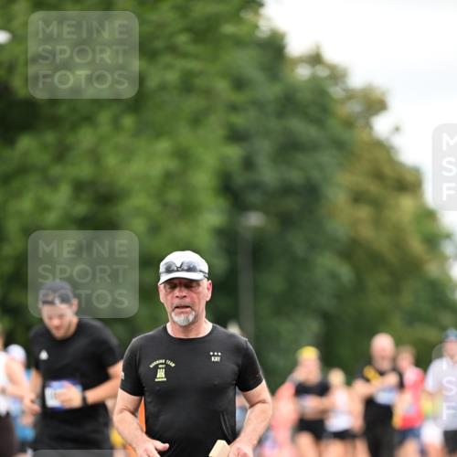 29.06.2025 - hella hamburg halbmarathon Dr. Thomas Lammeyer http://msf.ph/oto/8433921 29.06.2025 10:53:37 Kennedybrücke 1167, 1584, 1626, 2475, 2527, 2668, 3086, 3232, 3253, 3383, 3661, 4403, 4769, 5118, 5551, 5781, 6191, 6497, 7203, 7650, 7931, 7936, 7947, 7948, 8065, 8549, 8759, 8760, 9245, 9341, 10130, 10204, 10333, 10479, 10654, 11192 meine-sportfotos.de