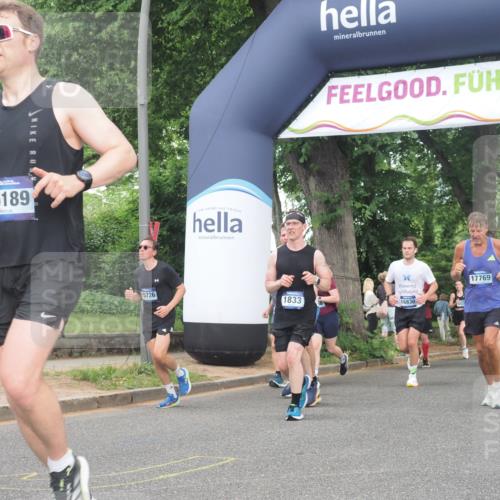 29.06.2025 - hella hamburg halbmarathon KatJ http://msf.ph/oto/8433926 29.06.2025 10:44:11 Zwischen KM18-KM19 1715, 1719, 1833, 2025, 2488, 3093, 3413, 4467 meine-sportfotos.de