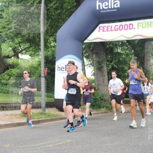 29.06.2025 - hella hamburg halbmarathon KatJ http://msf.ph/oto/8433953 29.06.2025 10:44:11 Zwischen KM18-KM19 1715, 1719, 1833, 2025, 2488, 3093, 3413, 4467 meine-sportfotos.de