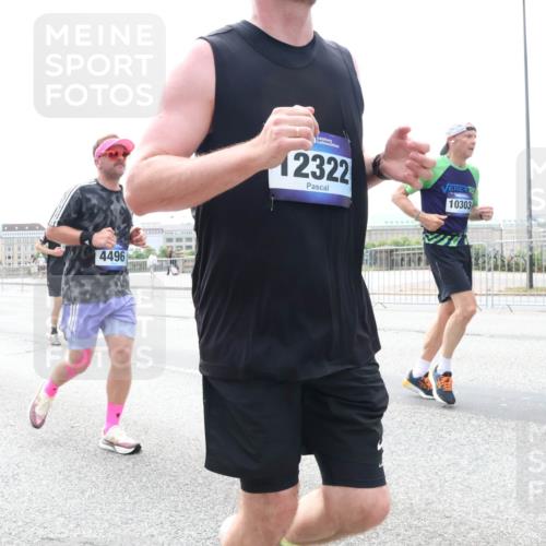 29.06.2025 - hella hamburg halbmarathon Lena Gebhardt http://msf.ph/oto/8433964 29.06.2025 10:44:36 Lombardsbrücke 4496, 2322, 10303, 1345, 1519, 1924, 2343, 2610, 2674, 3065, 3506, 4215, 4496, 4968, 5355, 5647, 5649, 5730, 5731, 6002, 6841, 6888, 7216, 7610, 7818, 7842, 8272, 8582, 8763, 9036, 9084, 9085, 9331, 9333, 9397, 9510, 9536, 10006, 10223, 10303, 10304, 10416, 10668, 11272, 11825, 11955, 12318, 12322, 12409, 12803, 12995, 13039, 13262, 13288, 13330, 13390, 13906, 14091, 14123, 14350, 14654, 14681, 14971, 18454, 18459 meine-sportfotos.de