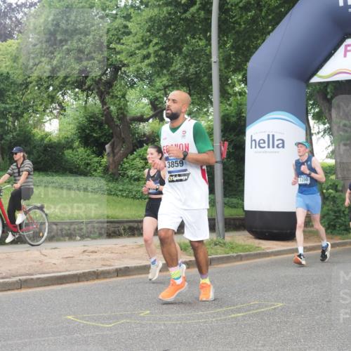 29.06.2025 - hella hamburg halbmarathon KatJ http://msf.ph/oto/8434111 29.06.2025 10:44:16 Zwischen KM18-KM19 1200, 1833, 2025, 2488, 3413, 3859, 4426, 5015, 5134, 5457, 5458, 5728 meine-sportfotos.de