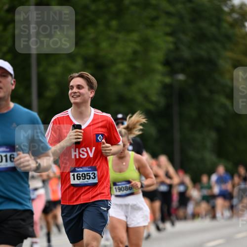 29.06.2025 - hella hamburg halbmarathon Dr. Thomas Lammeyer http://msf.ph/oto/8434117 29.06.2025 10:53:48 Kennedybrücke 1167, 1584, 2437, 2438, 2527, 2668, 2716, 2997, 3232, 3253, 4769, 5118, 5479, 5480, 5781, 6191, 6497, 7203, 7650, 7679, 7947, 7948, 8065, 9245, 10130, 10333, 10654, 10782, 11192 meine-sportfotos.de