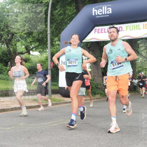 29.06.2025 - hella hamburg halbmarathon KatJ http://msf.ph/oto/8434232 29.06.2025 10:44:18 Zwischen KM18-KM19 1200, 2488, 3413, 3859, 4426, 5015, 5134, 5457, 5458, 5728 meine-sportfotos.de