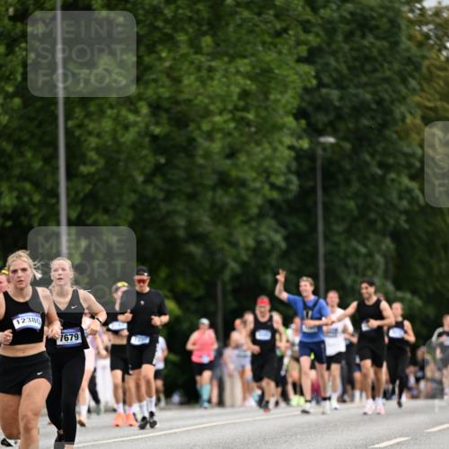 29.06.2025 - hella hamburg halbmarathon Dr. Thomas Lammeyer http://msf.ph/oto/8434246 29.06.2025 10:53:54 Kennedybrücke 1167, 1584, 1805, 2437, 2438, 2541, 2668, 2716, 2997, 3253, 4769, 5106, 5118, 5479, 5480, 7203, 7650, 7679, 7947, 7948, 8065, 9015, 9162, 10038, 10130, 10654, 10782, 11192 meine-sportfotos.de