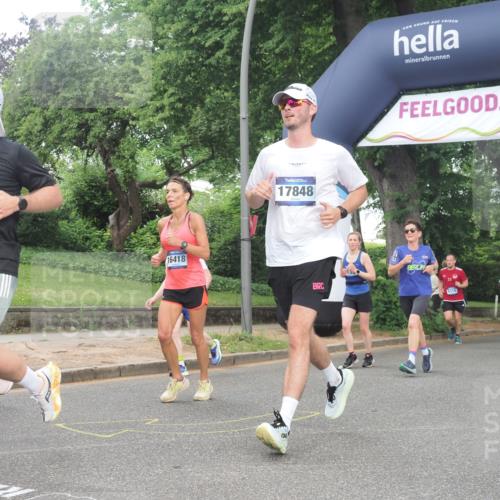 29.06.2025 - hella hamburg halbmarathon KatJ http://msf.ph/oto/8434264 29.06.2025 10:44:20 Zwischen KM18-KM19 1200, 3859, 4426, 5015, 5134, 5457, 5458, 5728, 7159 meine-sportfotos.de