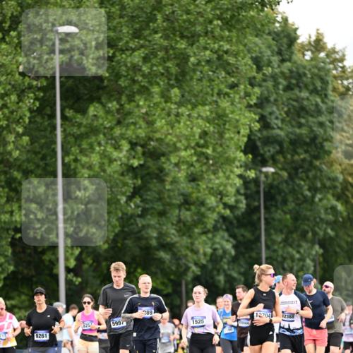 29.06.2025 - hella hamburg halbmarathon Dr. Thomas Lammeyer http://msf.ph/oto/8434650 29.06.2025 10:54:10 Kennedybrücke 1525, 1805, 2437, 2438, 2541, 2927, 2997, 3070, 4589, 5106, 5479, 5480, 5997, 6680, 6694, 6989, 7679, 8254, 9015, 9162, 9261, 10038, 10060, 10704, 10782, 11030 meine-sportfotos.de