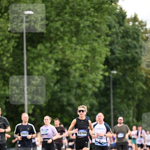 29.06.2025 - hella hamburg halbmarathon Dr. Thomas Lammeyer http://msf.ph/oto/8434764 29.06.2025 10:54:13 Kennedybrücke 1525, 1805, 2541, 2927, 2997, 3070, 4589, 5106, 5997, 6680, 6694, 6989, 7679, 7755, 8254, 9015, 9162, 9261, 10038, 10060, 10704, 10782, 11030 meine-sportfotos.de