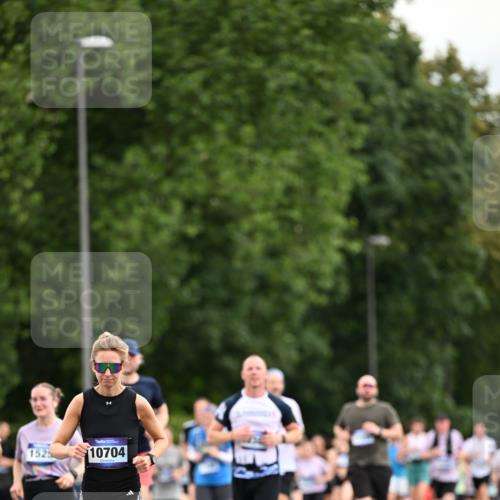 29.06.2025 - hella hamburg halbmarathon Dr. Thomas Lammeyer http://msf.ph/oto/8434838 29.06.2025 10:54:15 Kennedybrücke 1525, 1805, 2160, 2541, 2927, 2997, 3070, 4589, 5106, 5997, 6680, 6694, 6989, 7755, 8254, 9015, 9162, 9261, 10038, 10060, 10704, 11030 meine-sportfotos.de