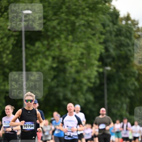 29.06.2025 - hella hamburg halbmarathon Dr. Thomas Lammeyer http://msf.ph/oto/8434844 29.06.2025 10:54:15 Kennedybrücke 1525, 1805, 2160, 2541, 2927, 2997, 3070, 4589, 5106, 5997, 6680, 6694, 6989, 7755, 8254, 9015, 9162, 9261, 10038, 10060, 10704, 11030 meine-sportfotos.de