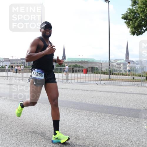 29.06.2025 - hella hamburg halbmarathon Lena Gebhardt http://msf.ph/oto/8435024 29.06.2025 10:08:56 Lombardsbrücke 18266, 1147, 1188, 1427, 1838, 3762, 5347, 6100, 6590, 7453, 9718, 9951, 9958, 10035, 10092, 10819, 11067, 11496, 11657, 11780, 11967, 12144, 13174, 13592, 13593, 14736, 14902, 14965, 15584, 15586, 15592, 17347, 18266, 18505 meine-sportfotos.de