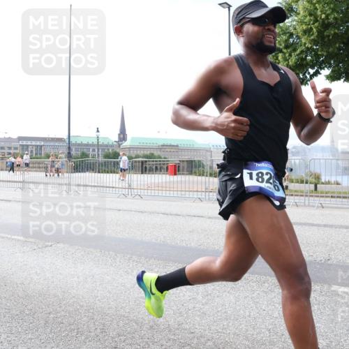 29.06.2025 - hella hamburg halbmarathon Lena Gebhardt http://msf.ph/oto/8435059 29.06.2025 10:08:56 Lombardsbrücke 182, 1147, 1188, 1427, 1838, 3762, 5347, 6100, 6590, 7453, 9718, 9951, 9958, 10035, 10092, 10819, 11067, 11496, 11657, 11780, 11967, 12144, 13174, 13592, 13593, 14736, 14902, 14965, 15584, 15586, 15592, 17347, 18266, 18505 meine-sportfotos.de