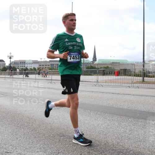 29.06.2025 - hella hamburg halbmarathon Lena Gebhardt http://msf.ph/oto/8435143 29.06.2025 10:09:00 Lombardsbrücke 1559, 7453, 1147, 1188, 1427, 1838, 2978, 3762, 5347, 6100, 6674, 7453, 9718, 9951, 9958, 10035, 10092, 10194, 10819, 11067, 11496, 11657, 11967, 12144, 12156, 13174, 13210, 13592, 13593, 13660, 14736, 15584, 15586, 15592, 17347, 18266, 18505 meine-sportfotos.de