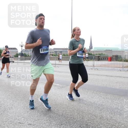 29.06.2025 - hella hamburg halbmarathon Lena Gebhardt http://msf.ph/oto/8435245 29.06.2025 10:09:03 Lombardsbrücke 15586, 1559, 1147, 1188, 1838, 2978, 3762, 5347, 5806, 6100, 6674, 7453, 9718, 9951, 9958, 10035, 10092, 10194, 10819, 11067, 11496, 11657, 11967, 12144, 12156, 13174, 13210, 13592, 13593, 13660, 14736, 15584, 15586, 15592, 17347, 18266, 18505 meine-sportfotos.de
