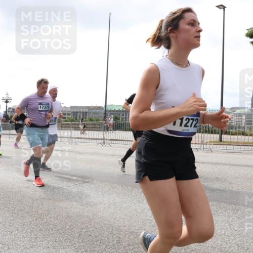 29.06.2025 - hella hamburg halbmarathon Lena Gebhardt http://msf.ph/oto/8435295 29.06.2025 10:44:56 Lombardsbrücke 16494, 17372, 8582, 1272, 1024, 1273, 1629, 1685, 1924, 2007, 2674, 2779, 3506, 3570, 4186, 4215, 4275, 4337, 4968, 5190, 5355, 5649, 6002, 6509, 6841, 6888, 7216, 7699, 7912, 8582, 8594, 8762, 8907, 9036, 9084, 9085, 9331, 9333, 9397, 9536, 10006, 10416, 10562, 10566, 10668, 10707, 11272, 12198, 12318, 12332, 12334, 12394, 12409, 13039, 13261, 13262, 13288, 14350, 14681, 14971, 18454, 18459 meine-sportfotos.de