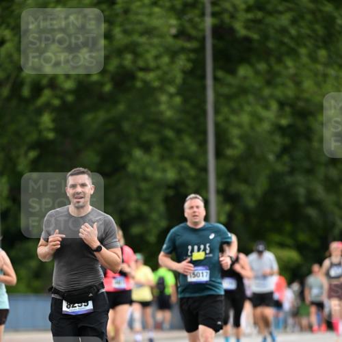 29.06.2025 - hella hamburg halbmarathon Dr. Thomas Lammeyer http://msf.ph/oto/8435412 29.06.2025 10:54:41 Kennedybrücke 1259, 1487, 1511, 1625, 2047, 2160, 3680, 3701, 3710, 4168, 4642, 4870, 5119, 5552, 6015, 7721, 7722, 7755, 8299, 9940, 10033, 11426 meine-sportfotos.de