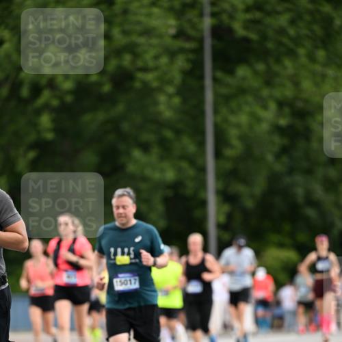 29.06.2025 - hella hamburg halbmarathon Dr. Thomas Lammeyer http://msf.ph/oto/8435447 29.06.2025 10:54:42 Kennedybrücke 1259, 1487, 1511, 1625, 2047, 2160, 3680, 3701, 3710, 4168, 4642, 4870, 5119, 5552, 6015, 7721, 7722, 8299, 9940, 10033, 11426 meine-sportfotos.de