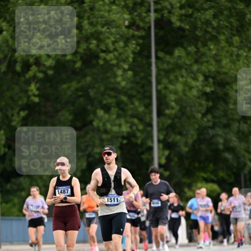 29.06.2025 - hella hamburg halbmarathon Dr. Thomas Lammeyer http://msf.ph/oto/8435551 29.06.2025 10:54:50 Kennedybrücke 1259, 1478, 1487, 1511, 1625, 2047, 3680, 4642, 4695, 4870, 5119, 5552, 6015, 7133, 7161, 7677, 7721, 7722, 8299, 8833, 9096, 10033 meine-sportfotos.de