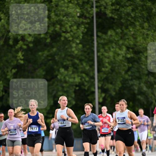 29.06.2025 - hella hamburg halbmarathon Dr. Thomas Lammeyer http://msf.ph/oto/8435626 29.06.2025 10:54:58 Kennedybrücke 1259, 1478, 1487, 1511, 1625, 2047, 3647, 4642, 4695, 4870, 5119, 6015, 6178, 7133, 7161, 7677, 8833, 8986, 9096, 10033, 10437 meine-sportfotos.de
