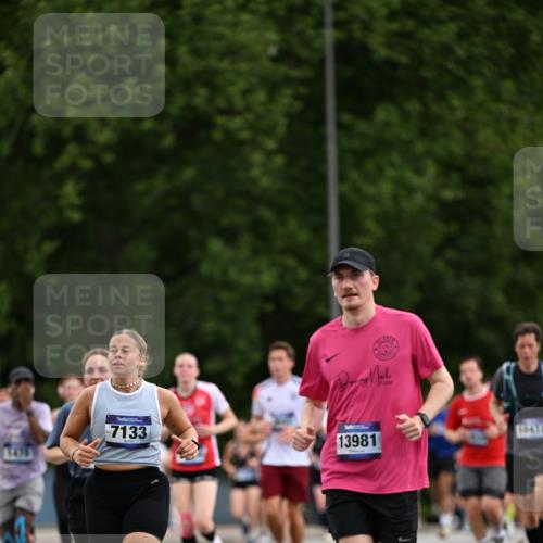29.06.2025 - hella hamburg halbmarathon Dr. Thomas Lammeyer http://msf.ph/oto/8435704 29.06.2025 10:55:01 Kennedybrücke 1478, 1487, 1511, 1625, 2047, 3647, 4642, 4695, 4870, 6015, 6178, 7133, 7161, 7677, 8833, 8986, 9096, 10437 meine-sportfotos.de