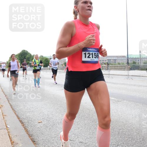 29.06.2025 - hella hamburg halbmarathon Lena Gebhardt http://msf.ph/oto/8435814 29.06.2025 10:09:16 Lombardsbrücke 114, 12156, 1147, 1188, 1483, 1513, 1838, 2978, 4859, 5347, 5806, 5885, 6674, 7187, 7453, 9718, 9988, 10194, 10819, 11067, 11496, 11657, 12156, 12862, 13174, 13210, 13592, 13593, 13660, 14736, 15584, 15586, 15592, 15697, 16688, 17347, 18266, 18505, 18726, 18727, 19166 meine-sportfotos.de