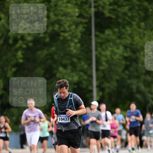 29.06.2025 - hella hamburg halbmarathon Dr. Thomas Lammeyer http://msf.ph/oto/8435816 29.06.2025 10:55:05 Kennedybrücke 1478, 1487, 1511, 2047, 3647, 4642, 4695, 4848, 6178, 7133, 7141, 7161, 7677, 8833, 8986, 9096, 9605, 10437 meine-sportfotos.de