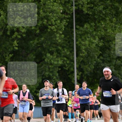 29.06.2025 - hella hamburg halbmarathon Dr. Thomas Lammeyer http://msf.ph/oto/8435878 29.06.2025 10:55:07 Kennedybrücke 1478, 1487, 1511, 2047, 3647, 4695, 4848, 5530, 6178, 7133, 7141, 7161, 7677, 8833, 8986, 9096, 9605, 10437 meine-sportfotos.de