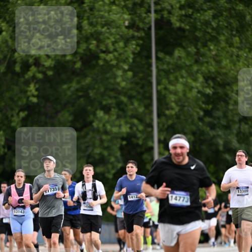 29.06.2025 - hella hamburg halbmarathon Dr. Thomas Lammeyer http://msf.ph/oto/8435913 29.06.2025 10:55:08 Kennedybrücke 1478, 1487, 1511, 2047, 2358, 2859, 3647, 4695, 4848, 5530, 6178, 7133, 7141, 7161, 7677, 8833, 8986, 9096, 9605, 10437 meine-sportfotos.de