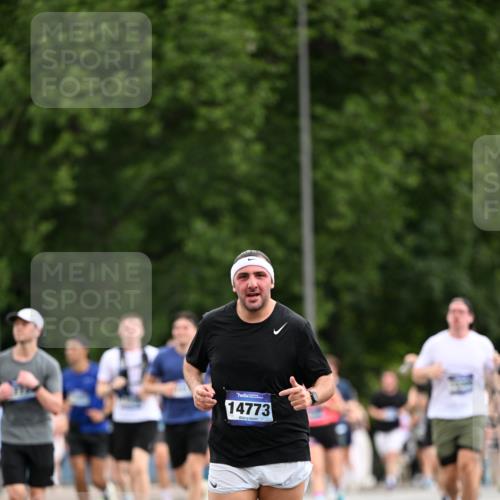 29.06.2025 - hella hamburg halbmarathon Dr. Thomas Lammeyer http://msf.ph/oto/8435943 29.06.2025 10:55:09 Kennedybrücke 1478, 1487, 1511, 2047, 2358, 2859, 3647, 4695, 4848, 5530, 6178, 7133, 7141, 7161, 7677, 8833, 8986, 9096, 9605, 10437 meine-sportfotos.de