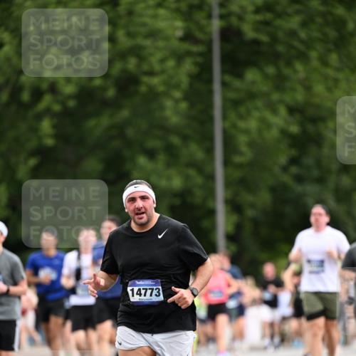 29.06.2025 - hella hamburg halbmarathon Dr. Thomas Lammeyer http://msf.ph/oto/8435951 29.06.2025 10:55:09 Kennedybrücke 1478, 1487, 1511, 2047, 2358, 2859, 3647, 4695, 4848, 5530, 6178, 7133, 7141, 7161, 7677, 8833, 8986, 9096, 9605, 10437 meine-sportfotos.de