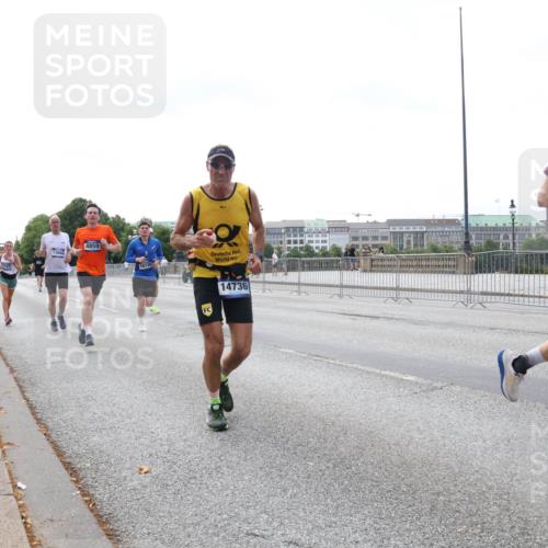 29.06.2025 - hella hamburg halbmarathon Lena Gebhardt http://msf.ph/oto/8436225 29.06.2025 10:09:21 Lombardsbrücke 4859, 18726, 14736, 1147, 1188, 1456, 1483, 1513, 1838, 2978, 4859, 5806, 5885, 6674, 7187, 7453, 8090, 9718, 9988, 10194, 10819, 11067, 11496, 12156, 12862, 13210, 13592, 13593, 13660, 14736, 15586, 15592, 15697, 16688, 17347, 18266, 18505, 18726, 18727, 19166 meine-sportfotos.de