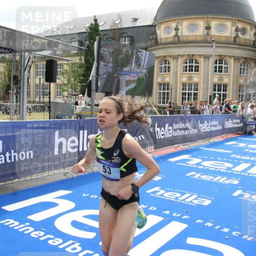 29.06.2025 - hella hamburg halbmarathon Michael Strokosch http://msf.ph/oto/8436256 29.06.2025 10:19:12 Ziel 53, 2144 meine-sportfotos.de