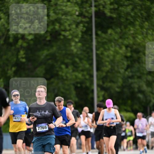 29.06.2025 - hella hamburg halbmarathon Dr. Thomas Lammeyer http://msf.ph/oto/8436838 29.06.2025 10:55:33 Kennedybrücke 1208, 1930, 2202, 2358, 2380, 2859, 3229, 3838, 4771, 5286, 5289, 5530, 7012, 7141, 7769, 7938, 8410, 8779, 9166, 9167, 9933, 10636, 11252 meine-sportfotos.de