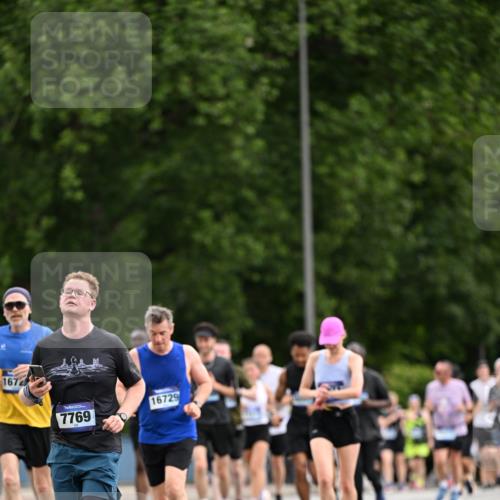 29.06.2025 - hella hamburg halbmarathon Dr. Thomas Lammeyer http://msf.ph/oto/8436859 29.06.2025 10:55:33 Kennedybrücke 1208, 1930, 2202, 2358, 2380, 2859, 3229, 3838, 4771, 5286, 5289, 5530, 7012, 7141, 7769, 7938, 8410, 8779, 9166, 9167, 9933, 10636, 11252 meine-sportfotos.de