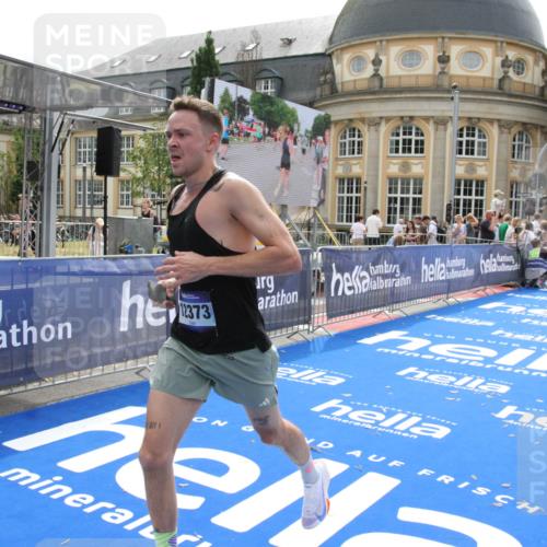 29.06.2025 - hella hamburg halbmarathon Michael Strokosch http://msf.ph/oto/8436897 29.06.2025 10:20:29 Ziel 12373 meine-sportfotos.de