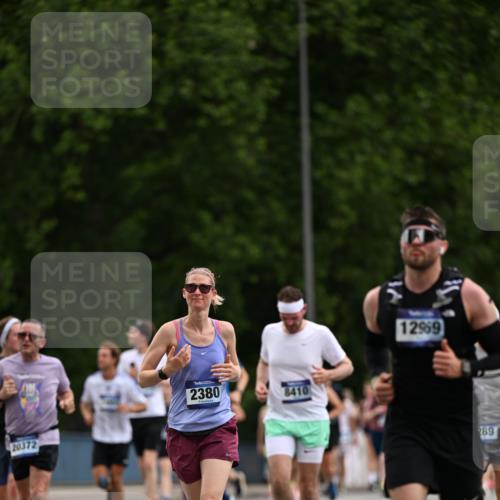 29.06.2025 - hella hamburg halbmarathon Dr. Thomas Lammeyer http://msf.ph/oto/8437159 29.06.2025 10:55:42 Kennedybrücke 1208, 1617, 1930, 2202, 2380, 2484, 2485, 2778, 3229, 3838, 4652, 4771, 5286, 5289, 5357, 6945, 7012, 7769, 7938, 8410, 8779, 9166, 9167, 9933, 10521, 10552, 10636, 11252 meine-sportfotos.de