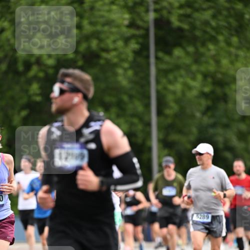 29.06.2025 - hella hamburg halbmarathon Dr. Thomas Lammeyer http://msf.ph/oto/8437238 29.06.2025 10:55:44 Kennedybrücke 1208, 1617, 1930, 2202, 2380, 2484, 2485, 2736, 2778, 3229, 3838, 4652, 4771, 5286, 5289, 5357, 6945, 7012, 7769, 7938, 7992, 8410, 8779, 9166, 9167, 9933, 10521, 10552, 10636, 10673 meine-sportfotos.de