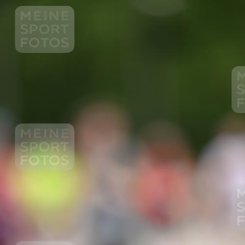 29.06.2025 - hella hamburg halbmarathon Dr. Thomas Lammeyer http://msf.ph/oto/8437526 29.06.2025 10:55:51 Kennedybrücke 1203, 1404, 1617, 1930, 2202, 2380, 2484, 2485, 2736, 2778, 3038, 3838, 4652, 4771, 5286, 5289, 5357, 5716, 6091, 6945, 7012, 7825, 7938, 7992, 8200, 8410, 8621, 9166, 9167, 9933, 10521, 10552, 10614, 10636, 10673 meine-sportfotos.de