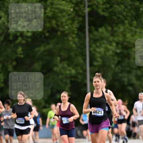 29.06.2025 - hella hamburg halbmarathon Dr. Thomas Lammeyer http://msf.ph/oto/8437846 29.06.2025 10:56:00 Kennedybrücke 1203, 1404, 1418, 1617, 2202, 2484, 2485, 2736, 2778, 3038, 3838, 4652, 4878, 5062, 5286, 5289, 5357, 5394, 5716, 6091, 6945, 6954, 7012, 7770, 7771, 7825, 7938, 7992, 8040, 8200, 8410, 8621, 9462, 10521, 10552, 10614, 10636, 10673, 10830 meine-sportfotos.de